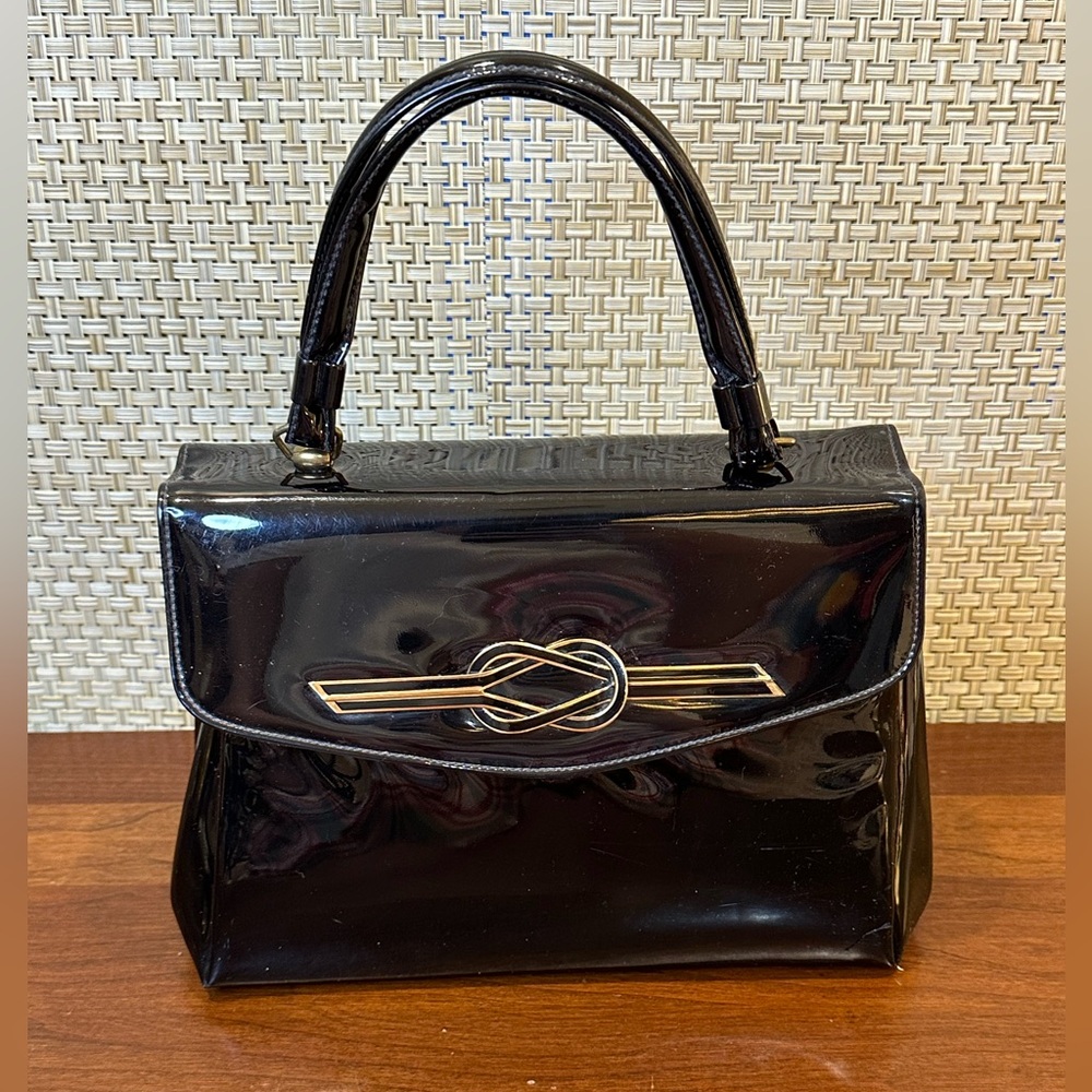 🌟HP🌟VTG 1950s-1960s Double Knot Embellished Black Patent Vinyl Top Handle BagUSA